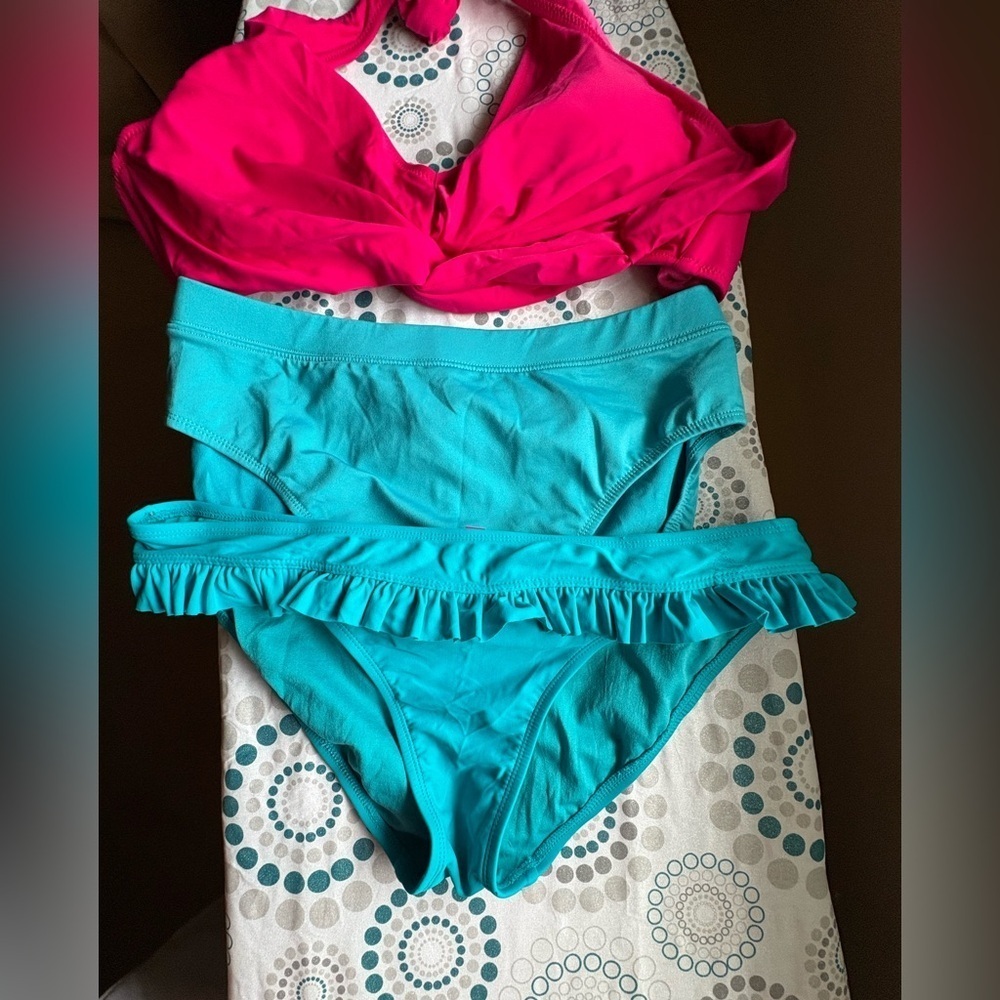 NEW- pink and turquoise set- Wrap top
full coverage & low-cut ruffle OP bottom